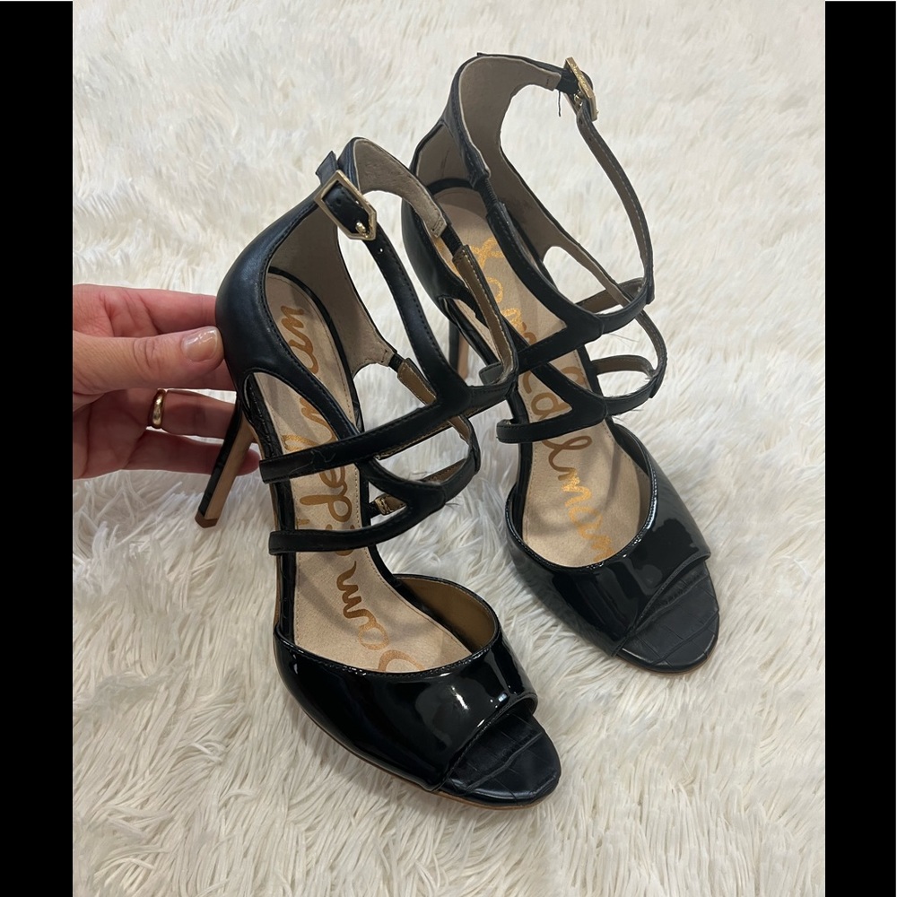 Sam Edelman Aeryn Sandal - size 8